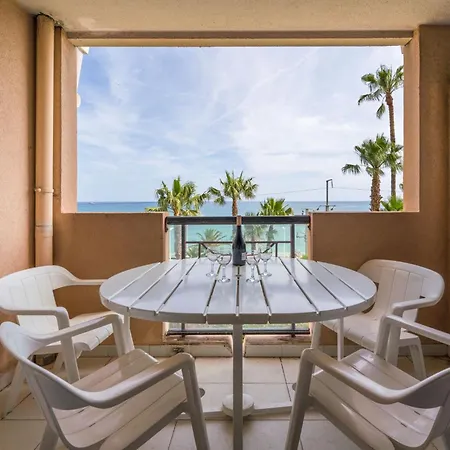 Azurea, Vue Avec Ses 2 Piscines